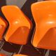 Série de 6 chaises vintage orange coque plastique