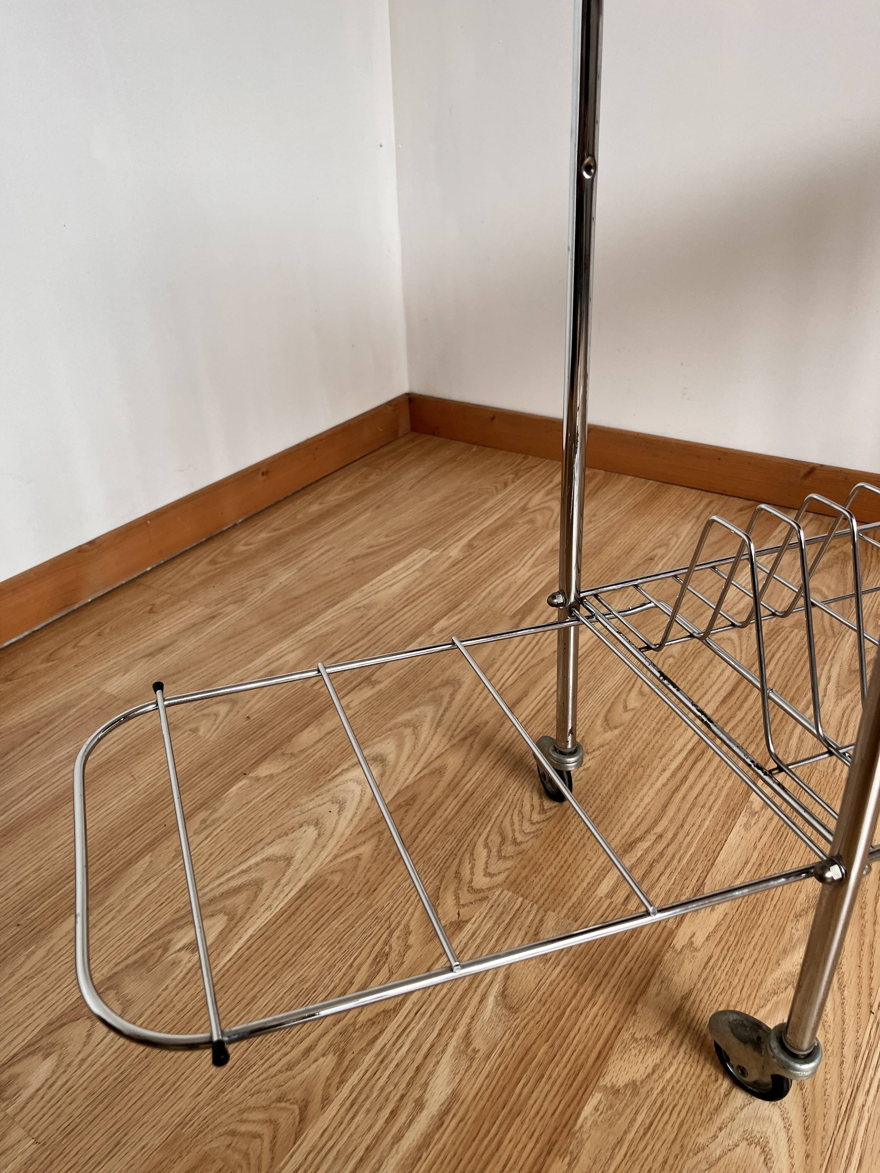 Vinyl serving cart