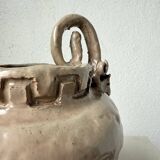 Ceramic bowl with ram heads