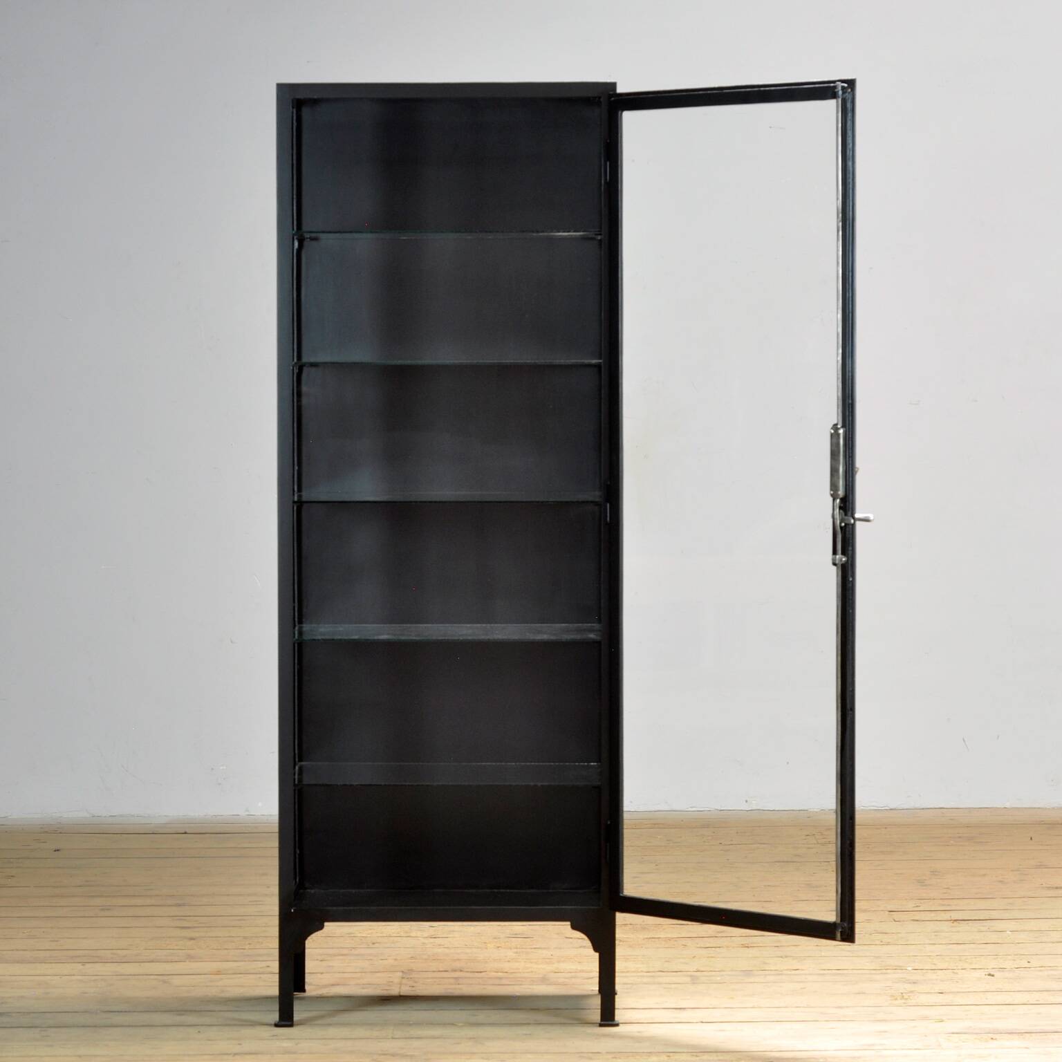 Armoire médicale vintage, années 1930