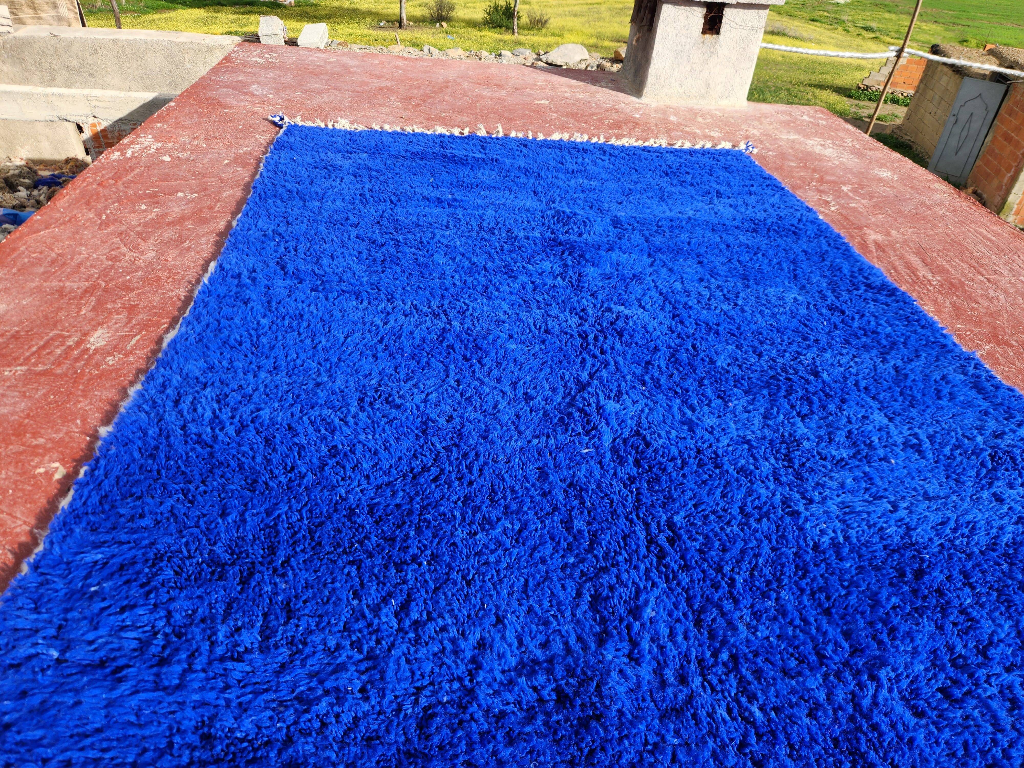 Large Beni Ouarain Berber rug in Majorelle blue, 300x200 cm – thick wool