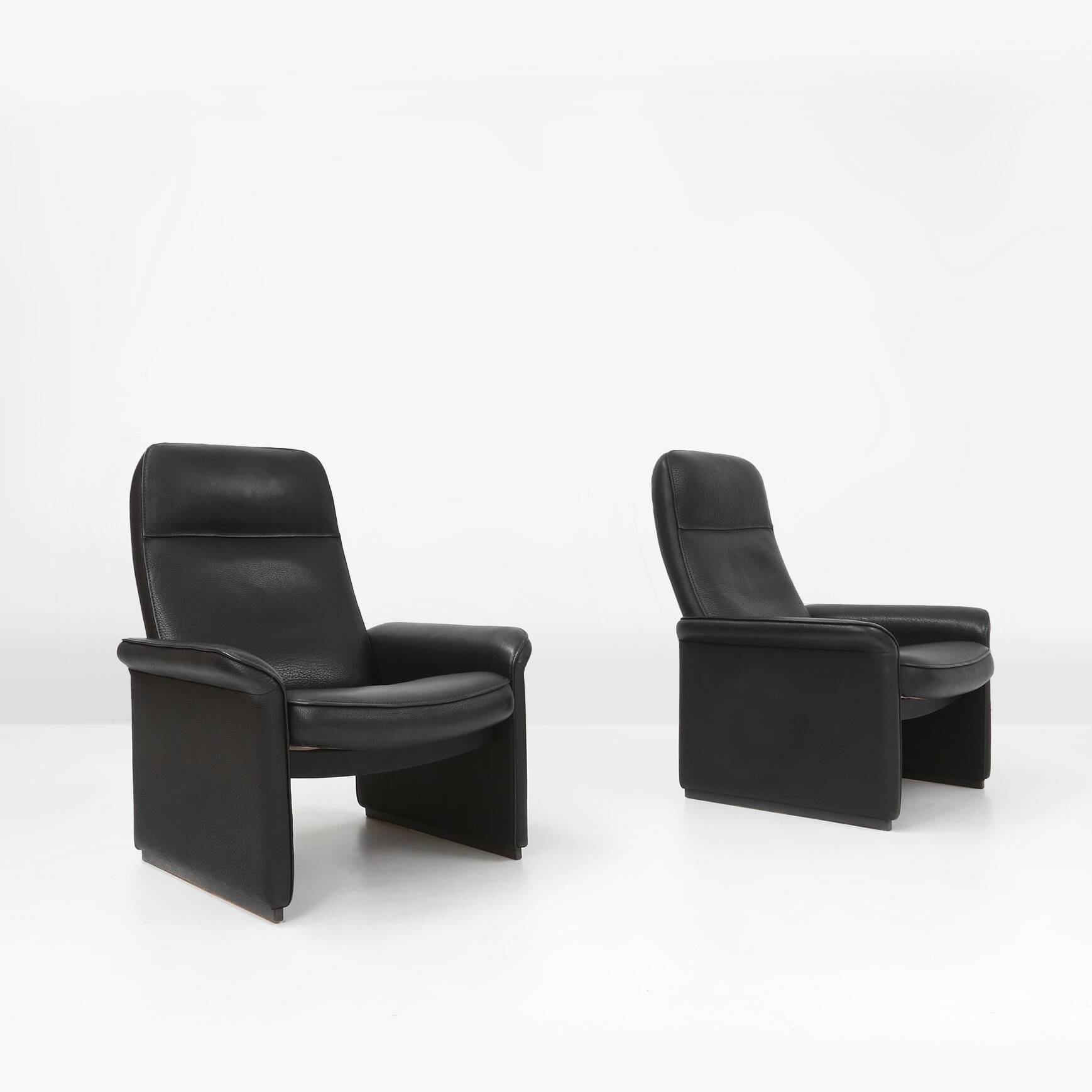 Exceptional De Sede DS50 lounge chair in black leather, Switzerland ca. 1980
