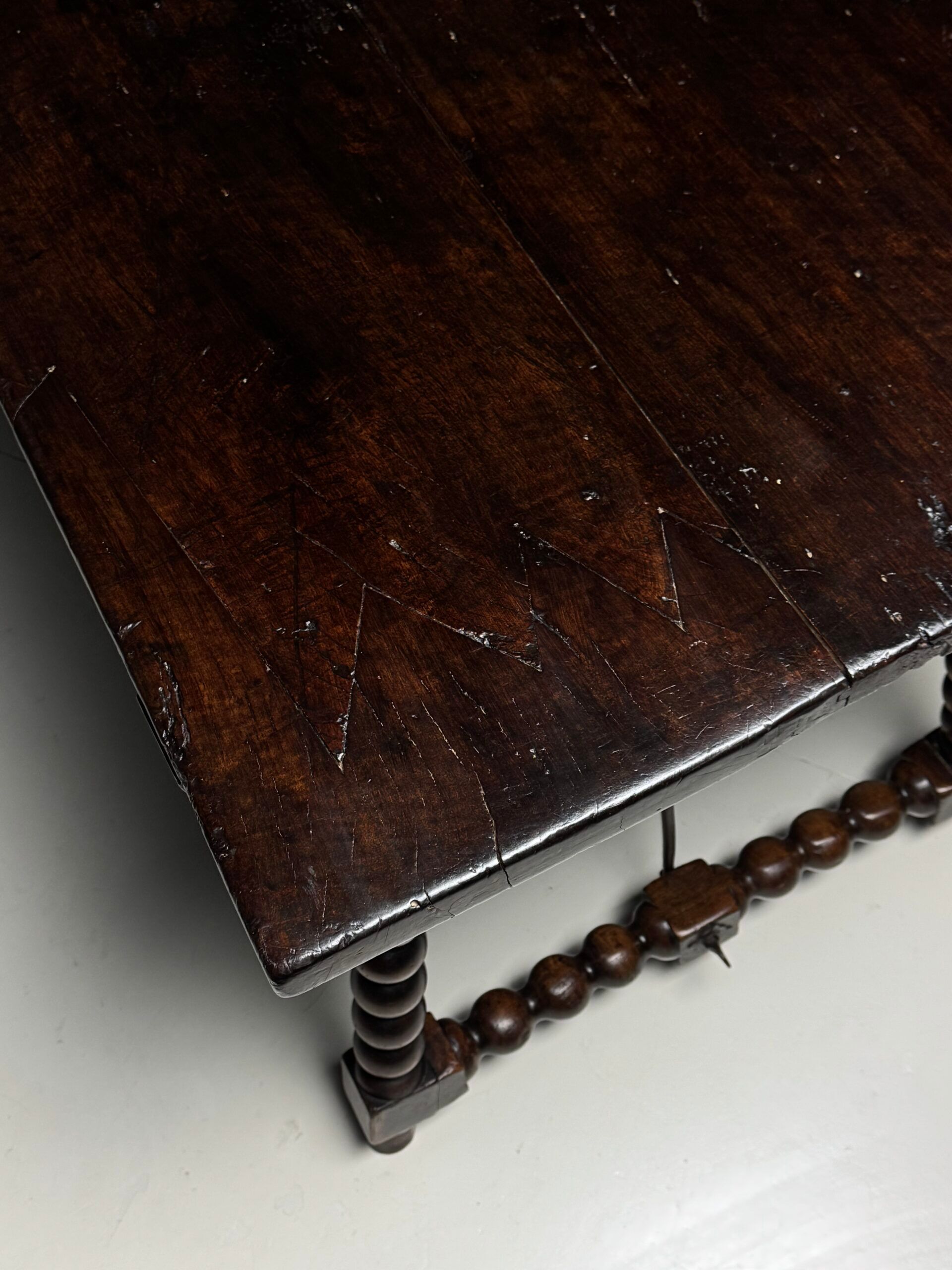 Spanish table 18th century bobbin