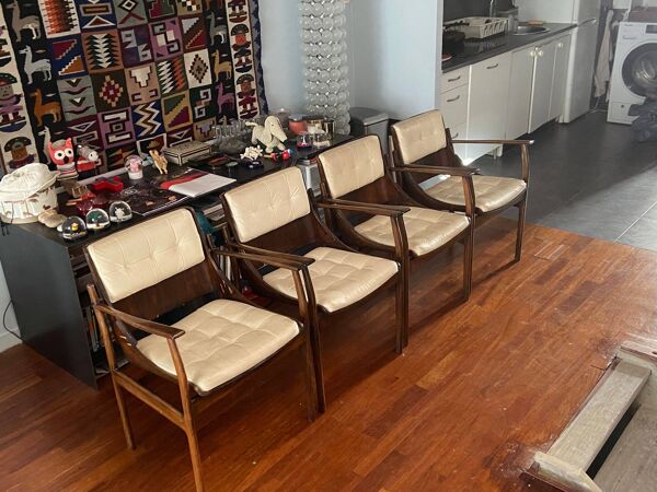 4 chaises de Jean Gillon en jacaranda da Bahia (palissandre)