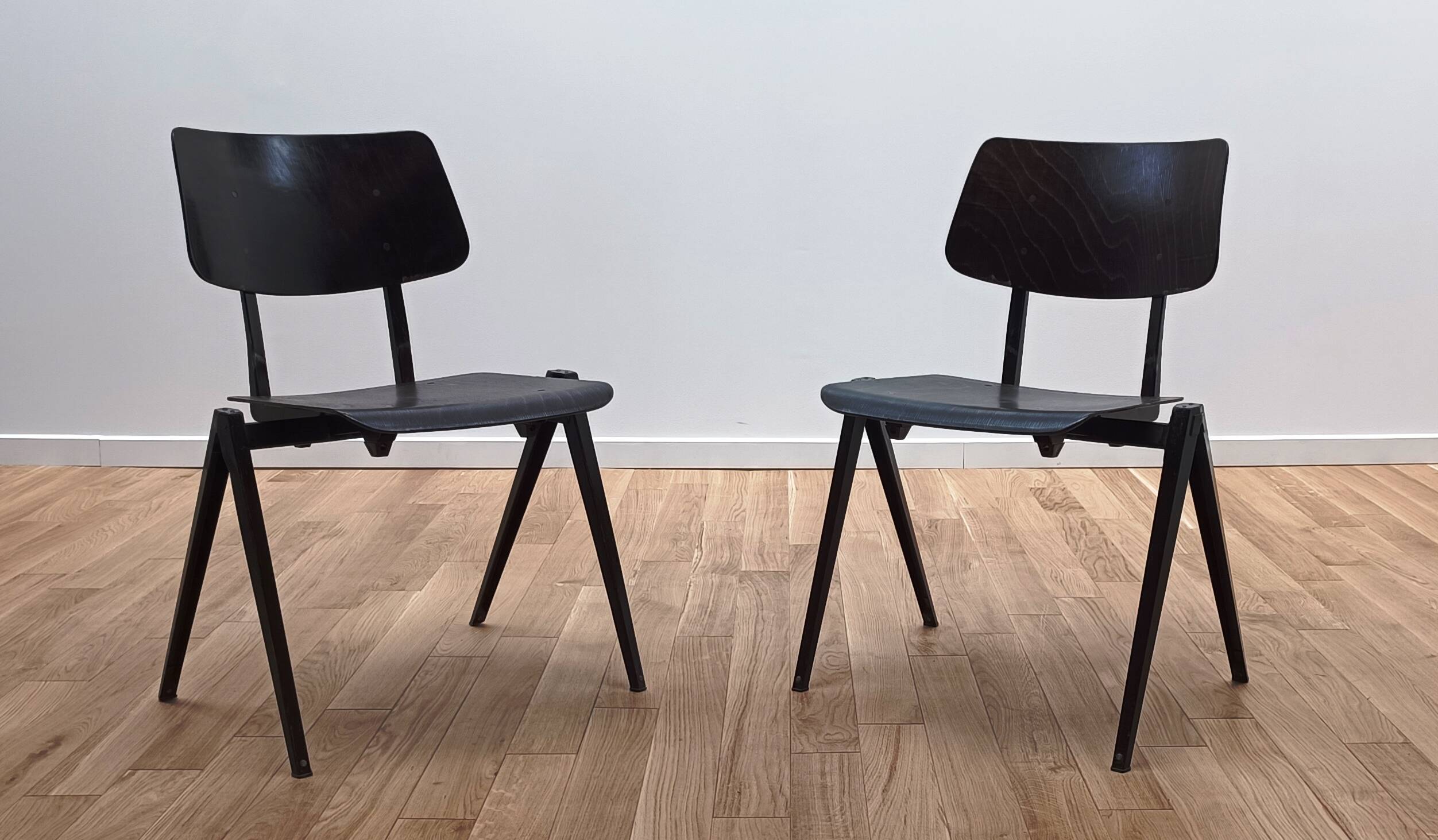 S16 industrial chair, Galvanitas