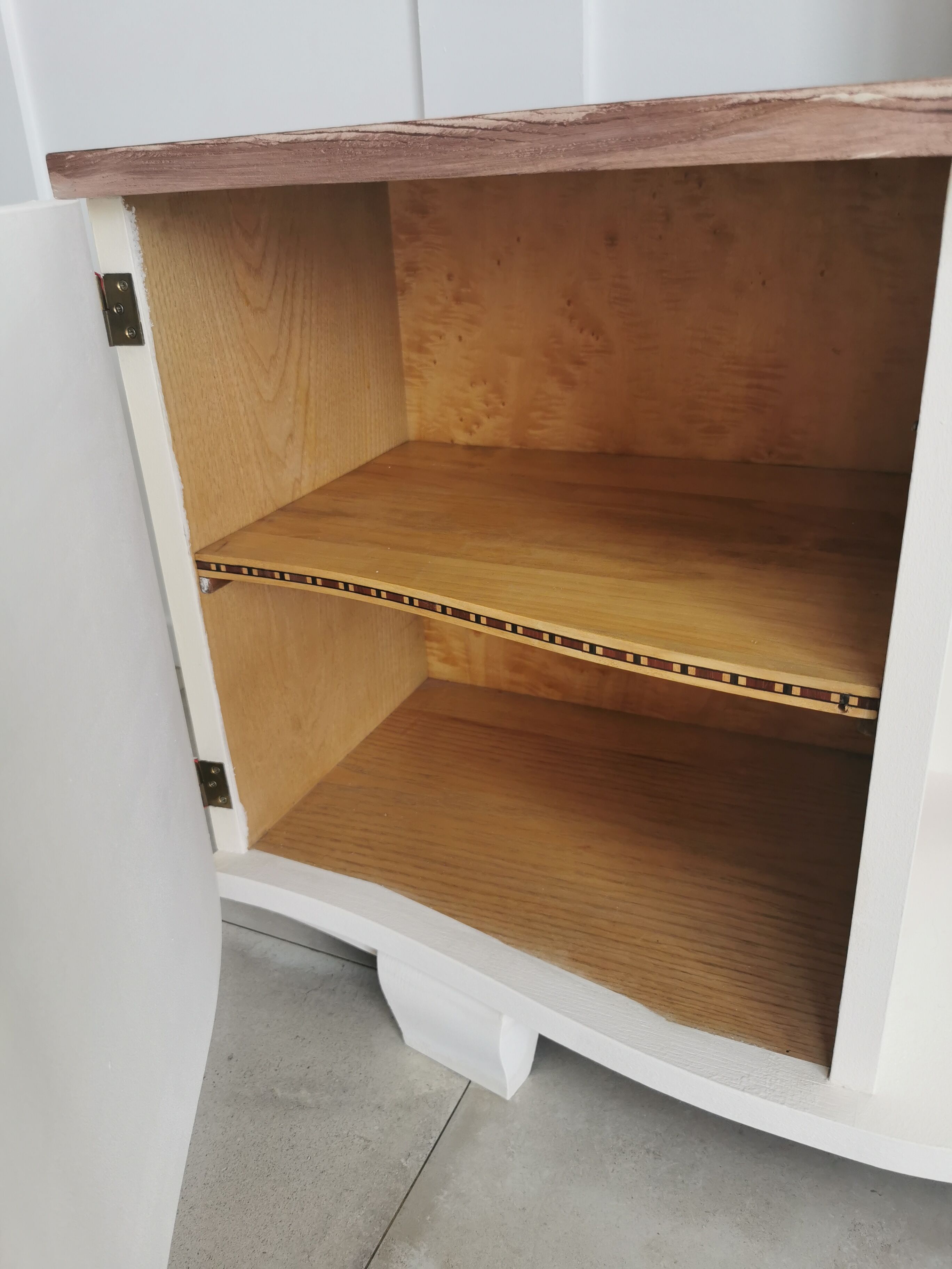 Ancienne coiffeuse art déco asymétrique