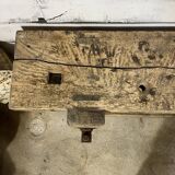 Carpenter's workbench