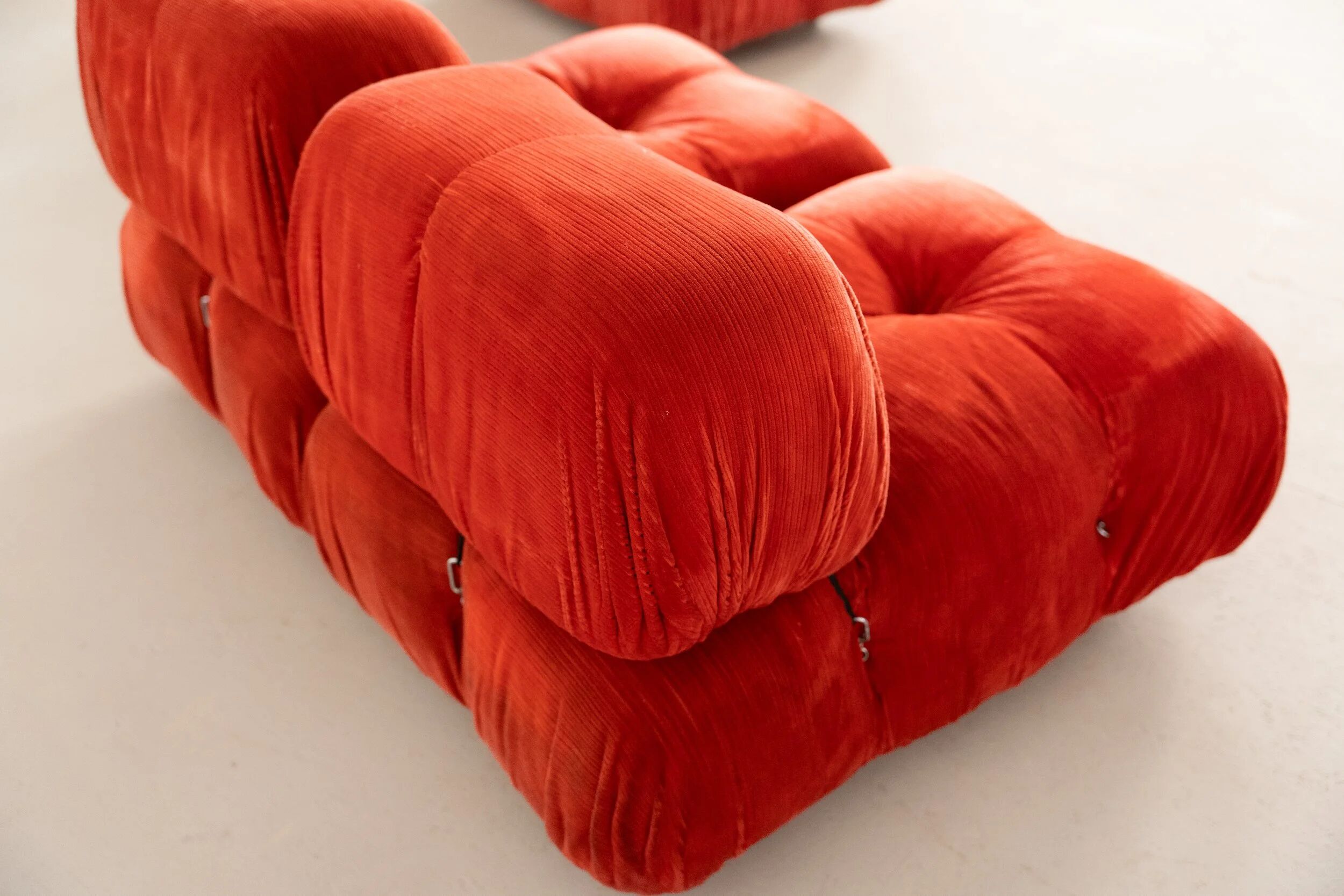 Camaleonda de Mario Bellini pour B&B Italia