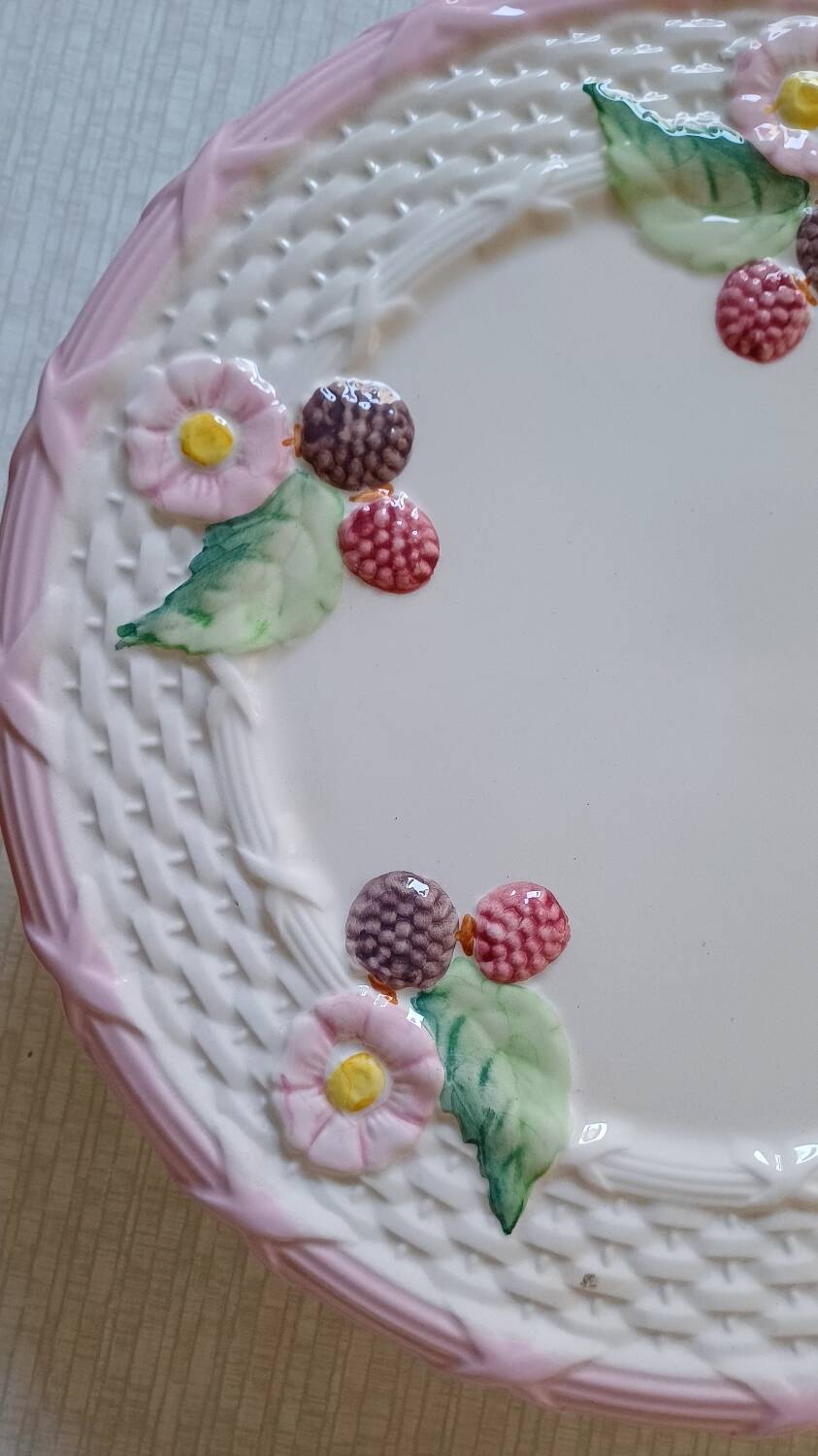 Francesco Guarino slip pie dish