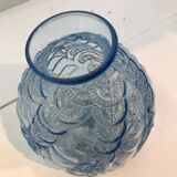 Globe vase