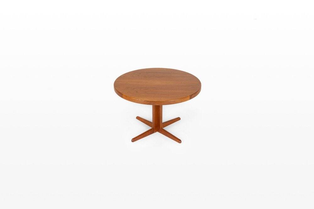 Round extendable teak dining table by Bramin, 1960s
