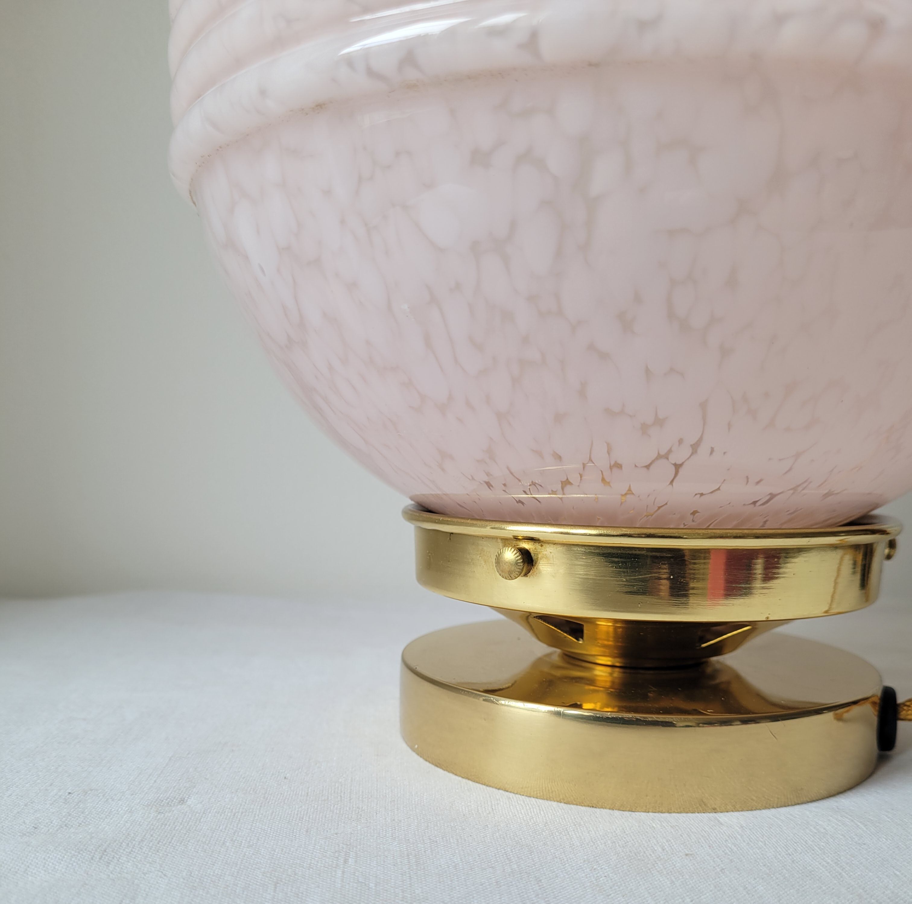 Art Deco lamp in brass and glass by Clichy