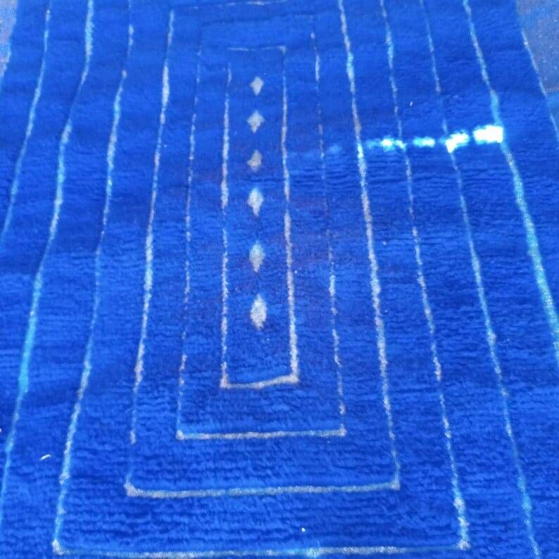 Authentic traditional Berber rug in natural wool 150/250 cm