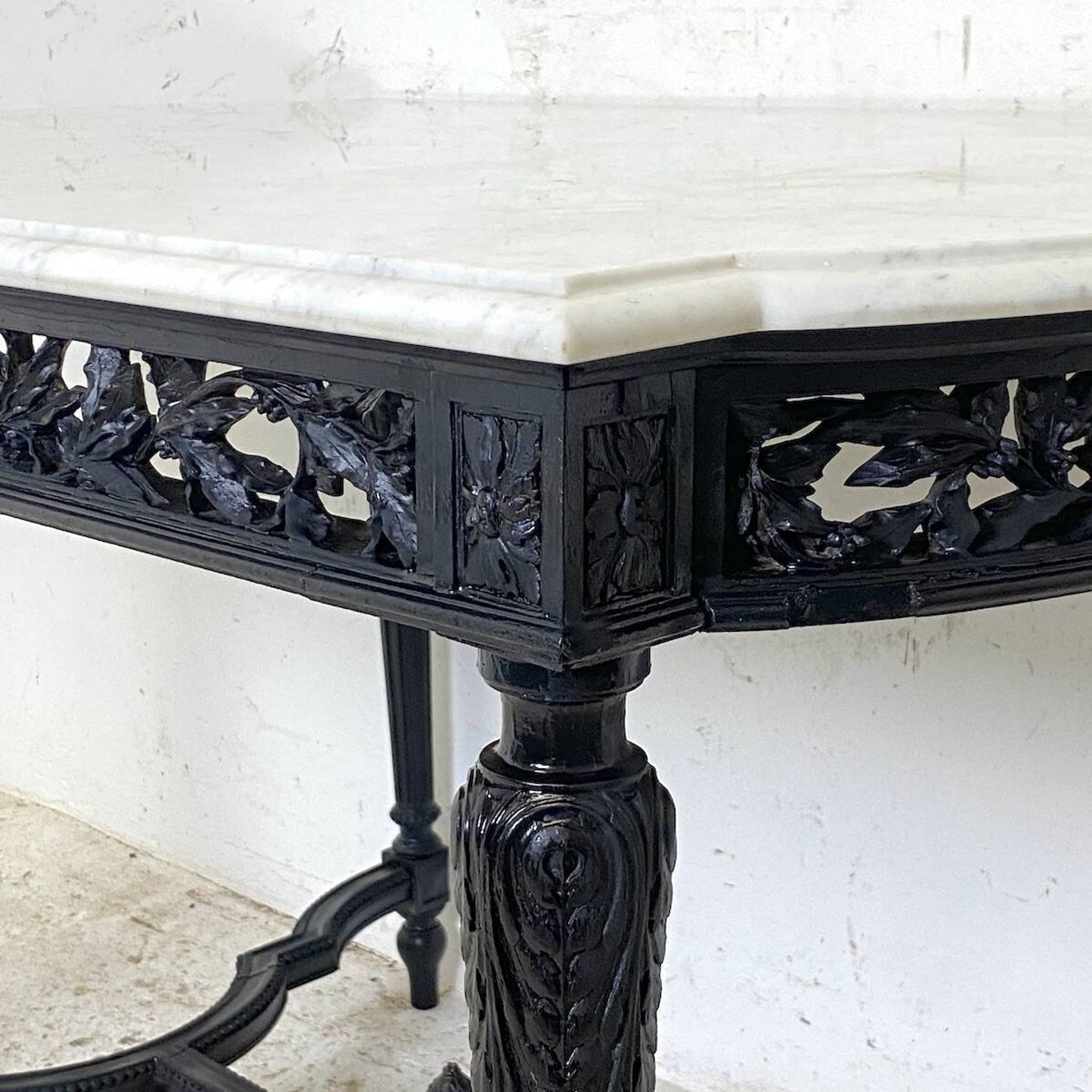 Console ou table de milieu style Louis XVI du XIXème siècle