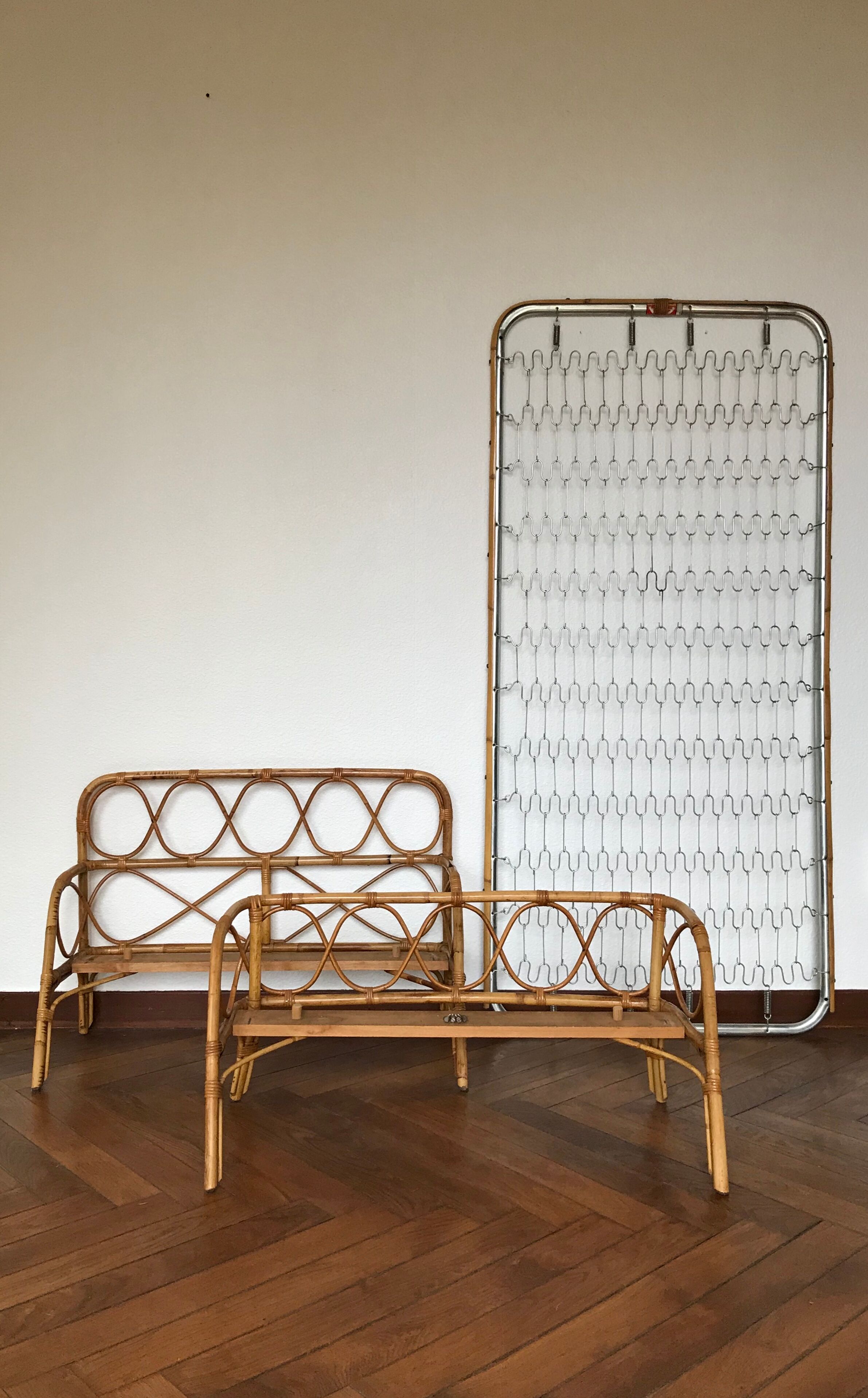 Rotin and bamboo bed