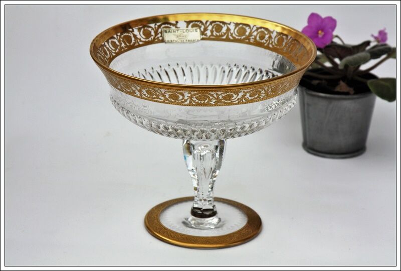 Fuit cup or centerpiece by St Louis Crystal model Thistle