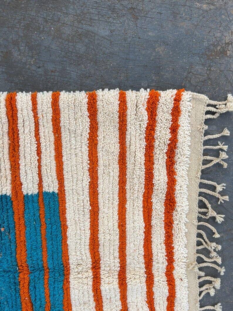 Handmade traditional pure wool rug size 100 x 200 cm