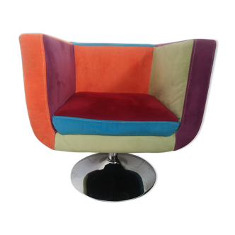 Multicolors swivel armchair