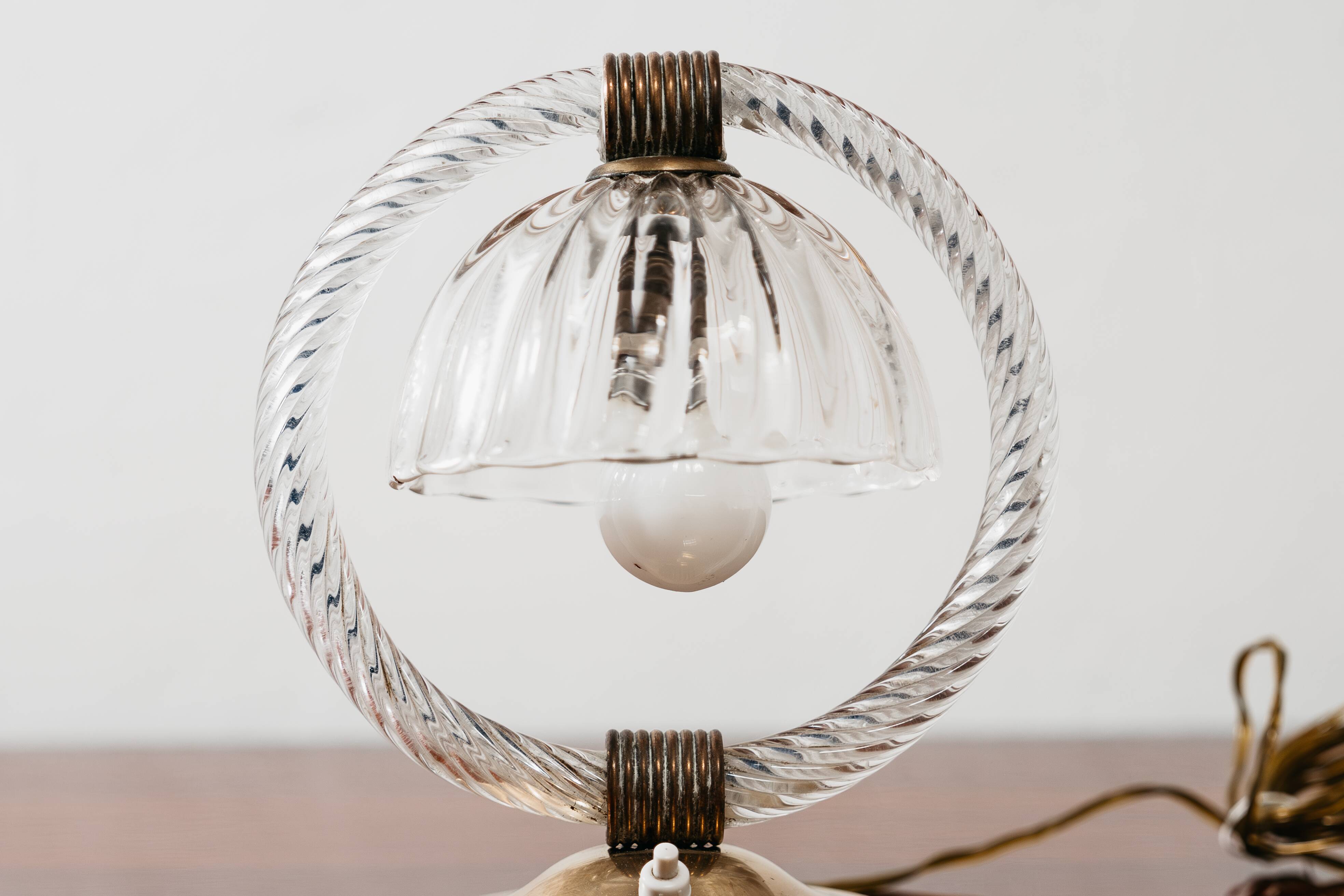 Barovier & Toso paire d'abat-jour en verre de Murano et en laiton des années