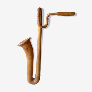 Saxophone sculpté en bois