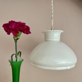 Suspension aabt-jour vintage en opaline blanche