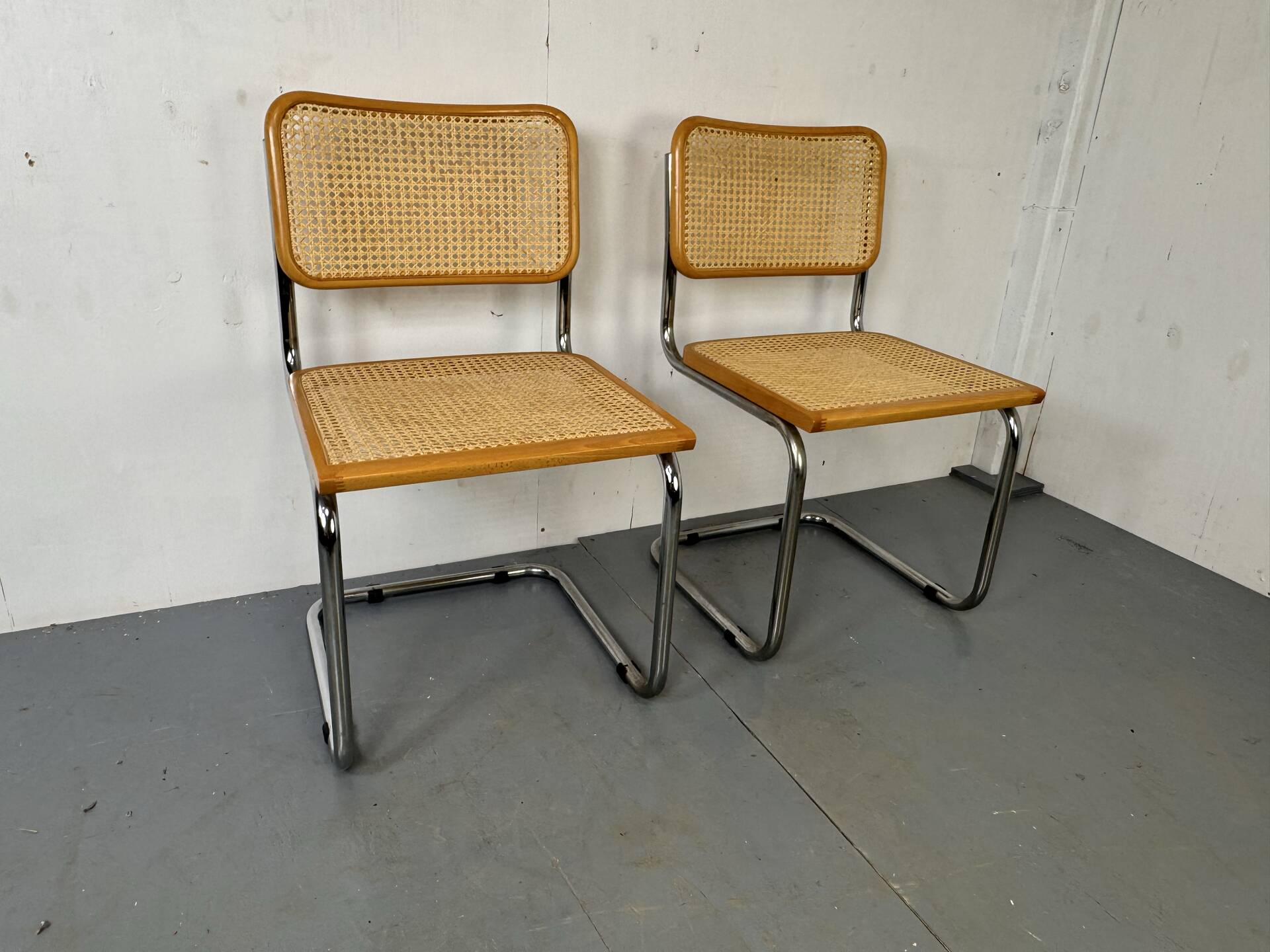Set of 2 Vintage Cesca Marcel Breuer chairs