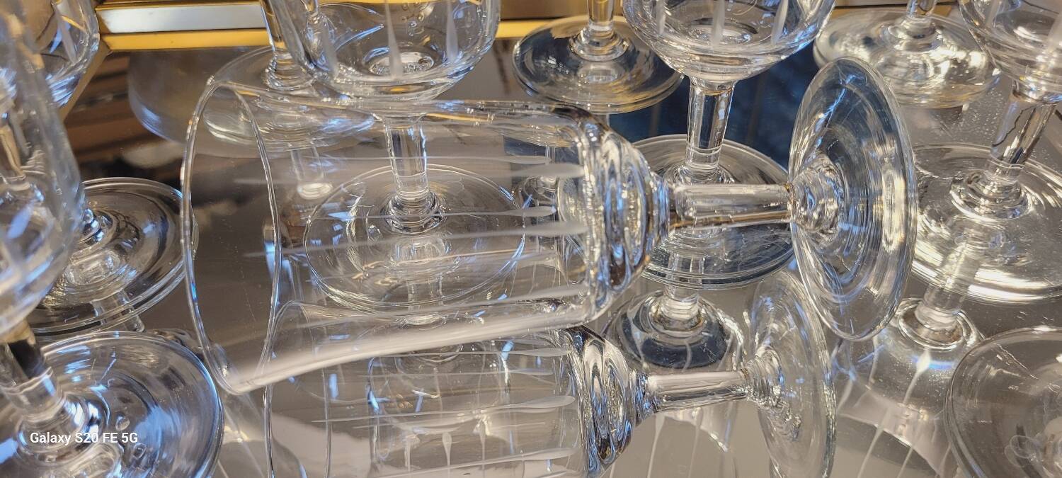 10 60's stemmed glasses