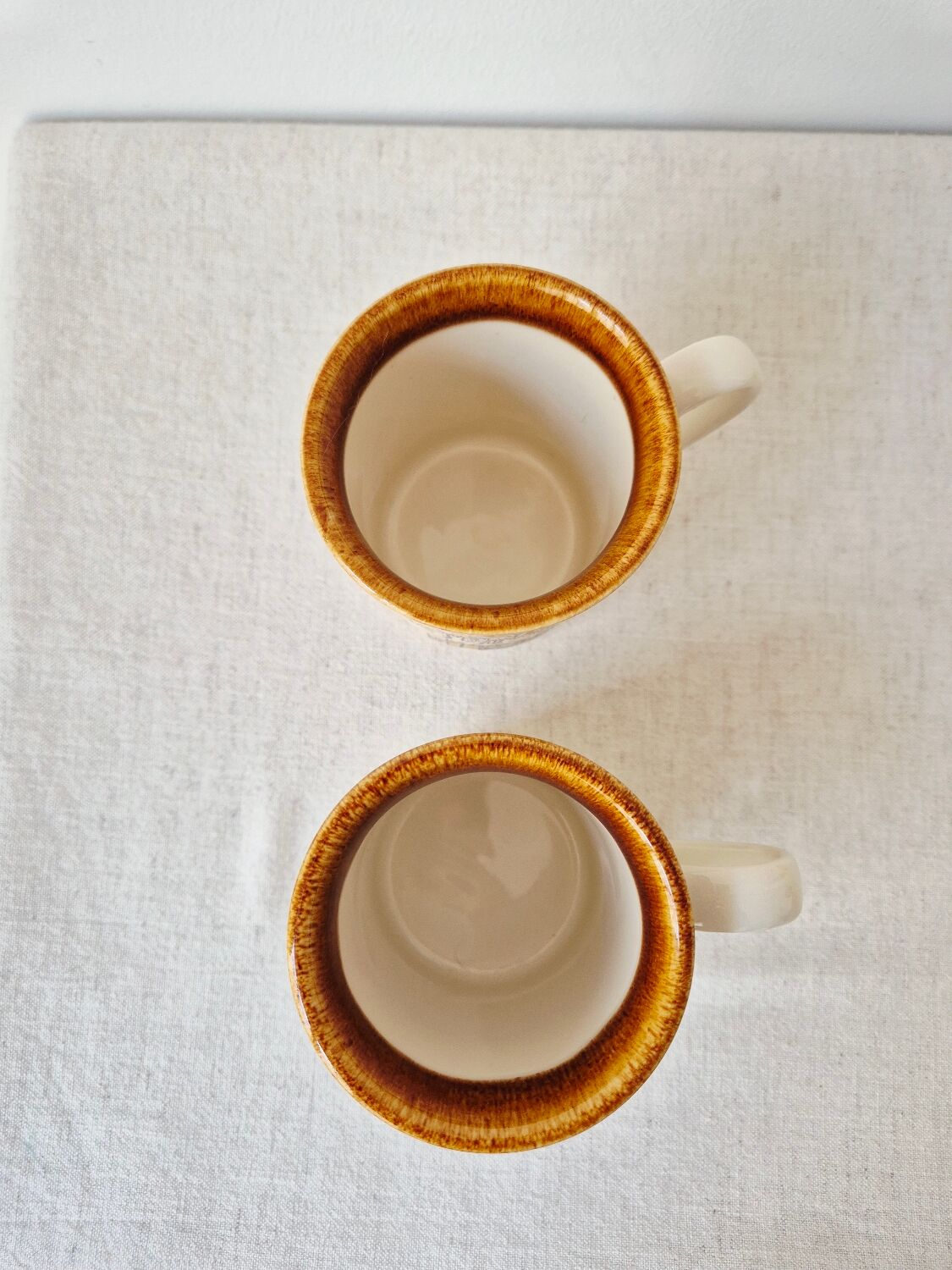 Set of 2 vintage mugs "Old English Cottage" - Staffordshire