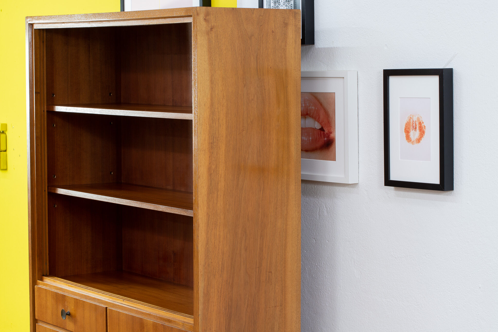 Vintage scandinavian bookcase – 102 cm