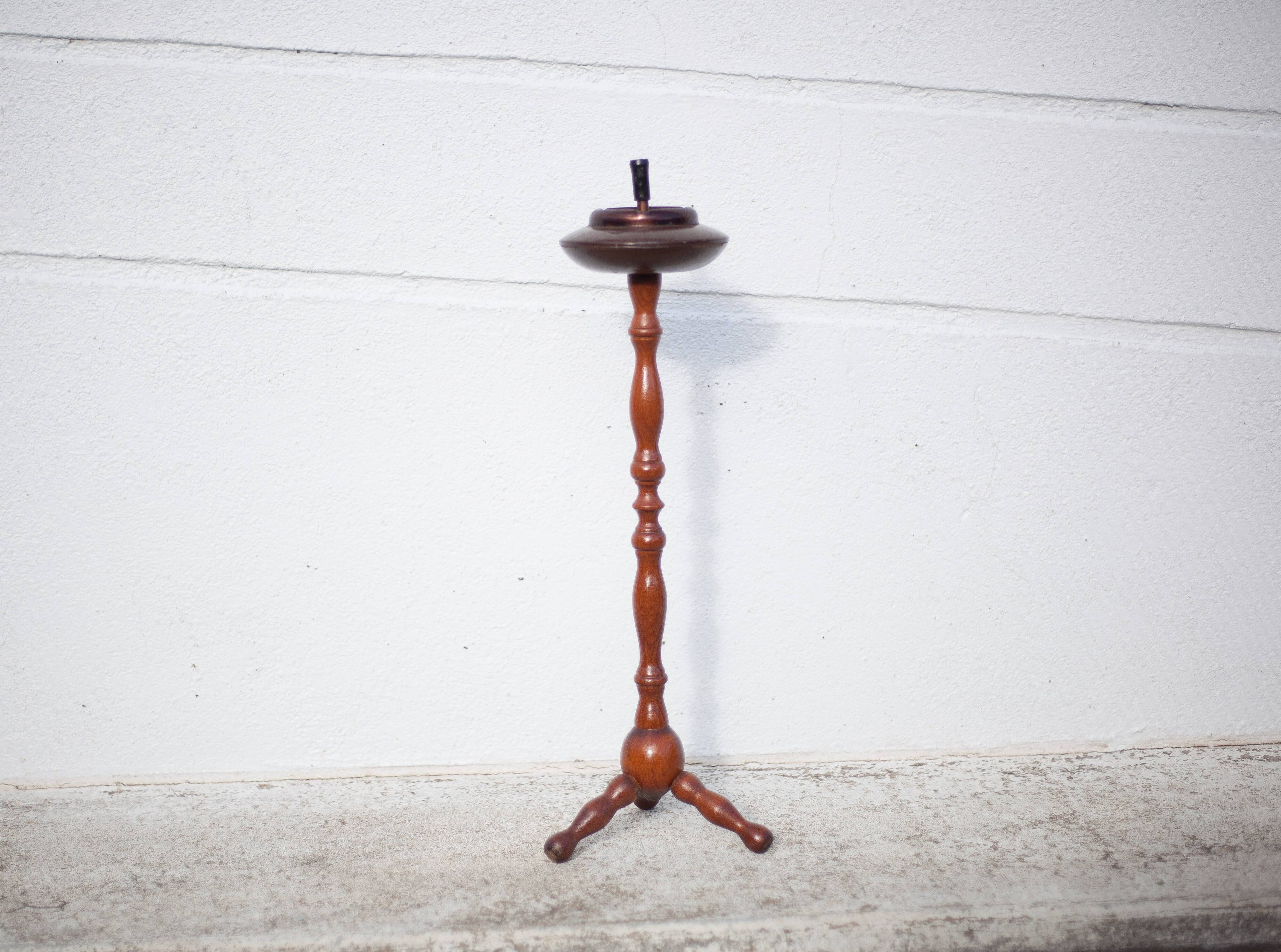 Vintage ashtray, ashtray on tripod wooden foot, push ashtray, tripod ashtray
