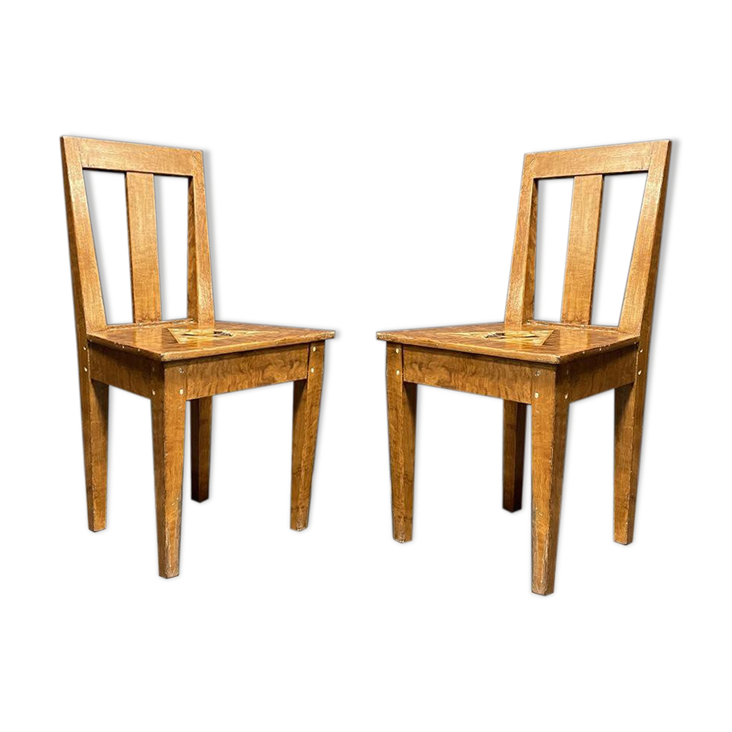 Set of 2 painted Swedish chairs