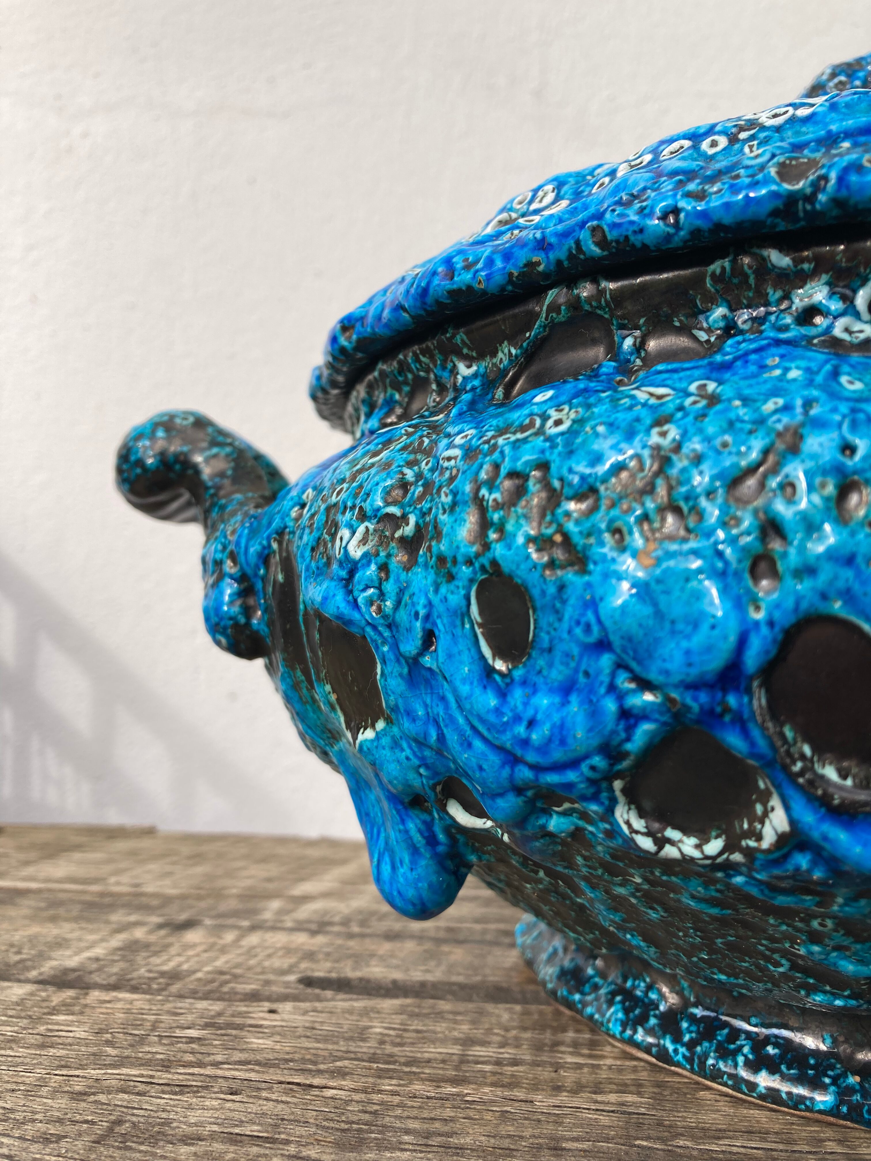 Glacier ennamel tureen vintage turquoise blue 1960 / cyclops varnished earthenware by Charles Cart