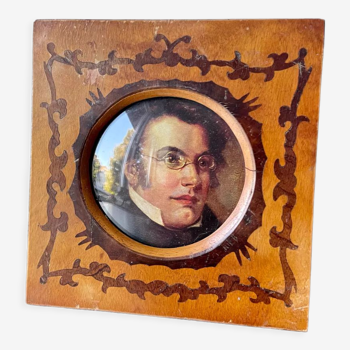 Wooden picture frame