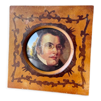 Wooden picture frame