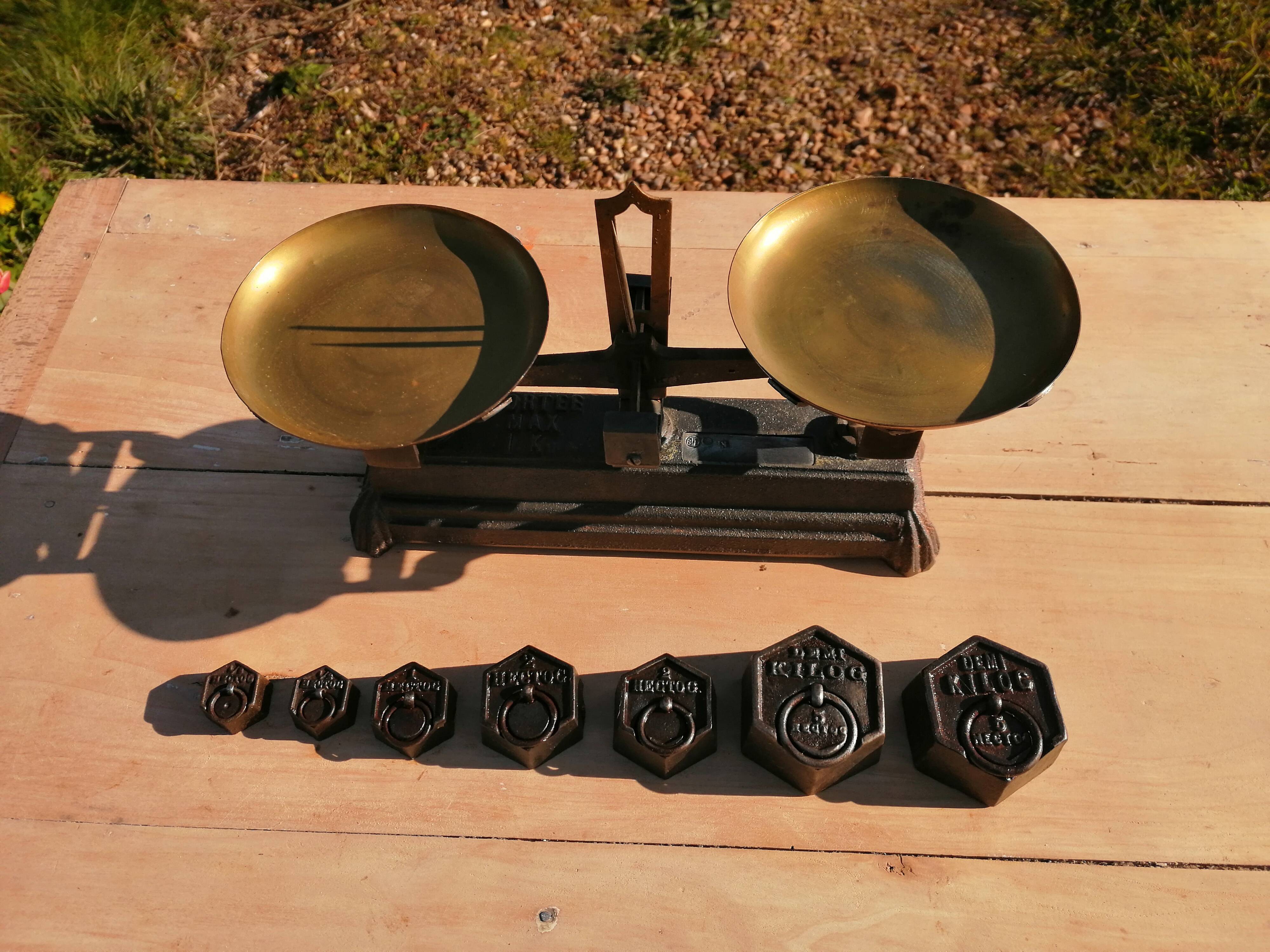 Old scale with weight