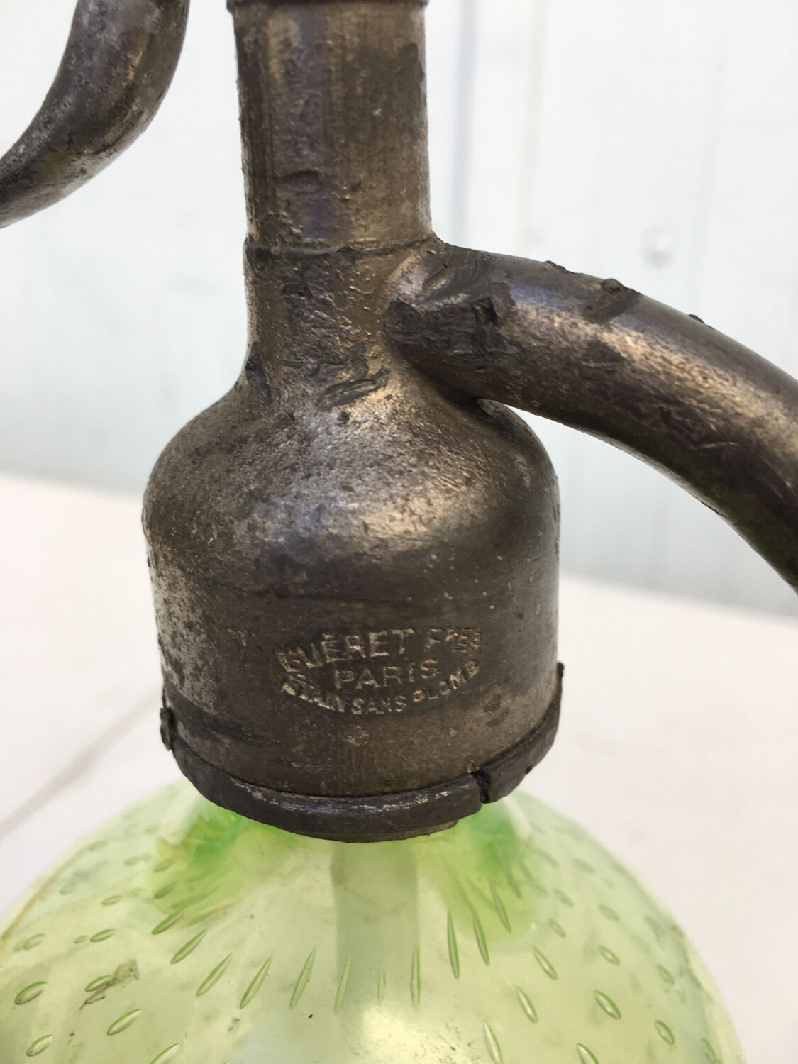 Siphon in Uraline art deco period