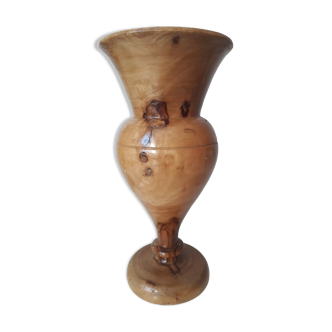 Vase en bois tourné