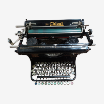 Old Ideal typewriter by Seidel & Naumann 30s