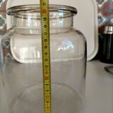Bocal en verre avec couvercle