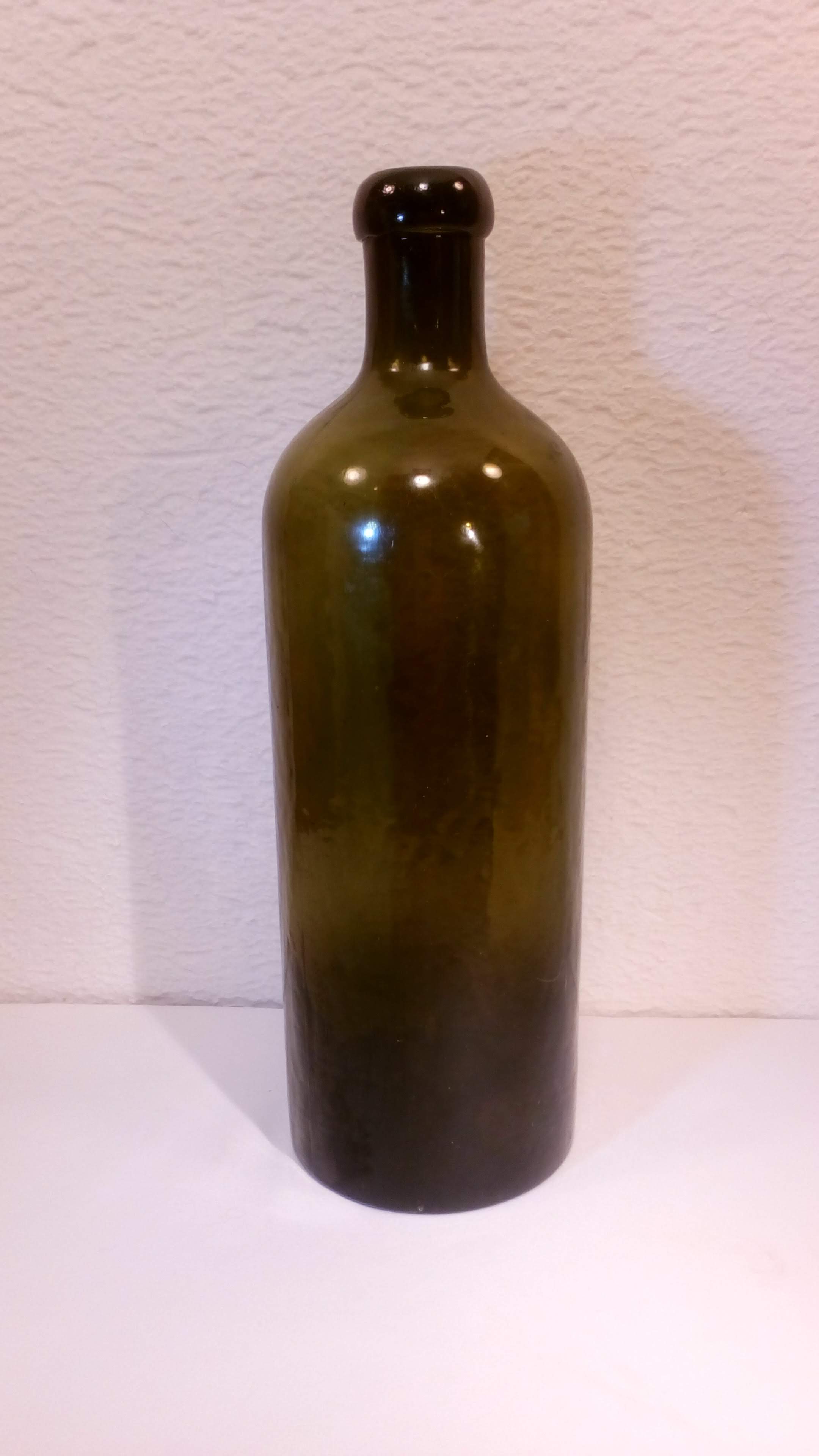 Green bottle Hunyadi Janos