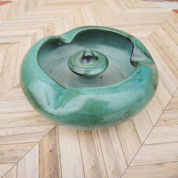 Ancien cendrier en céramique verte Jean Marais