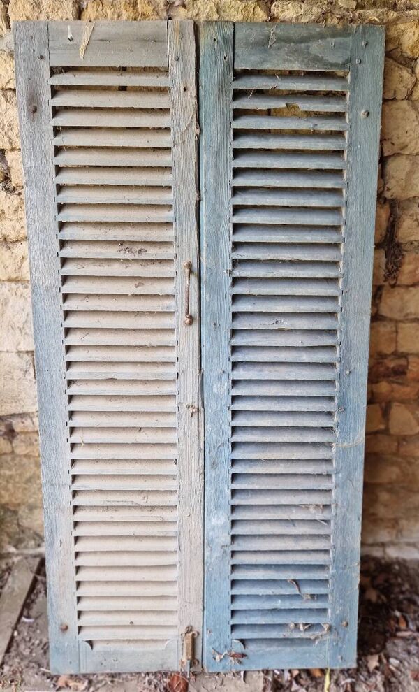 Paire de volets anciens persiennes bois