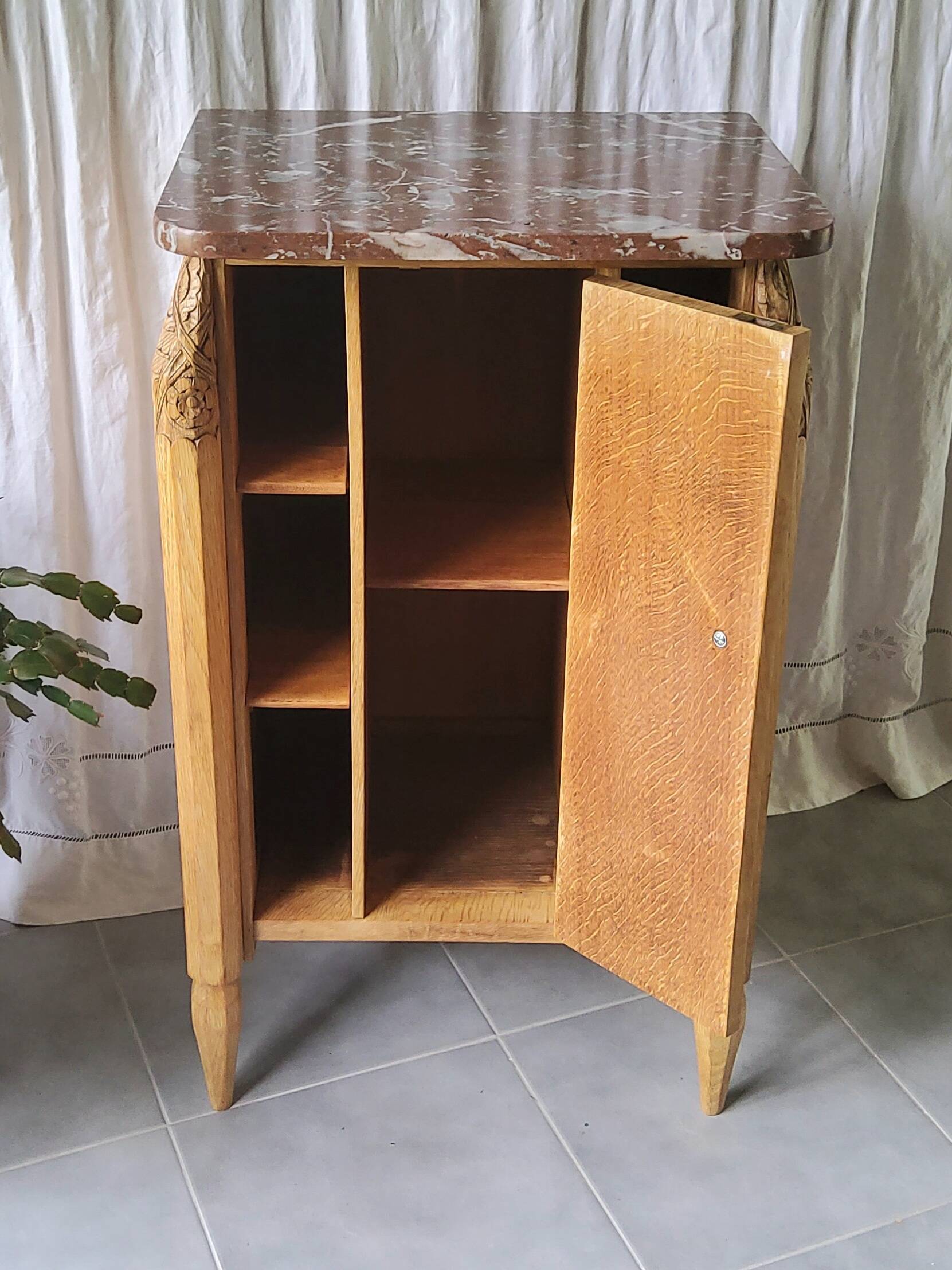 Small Art Deco library