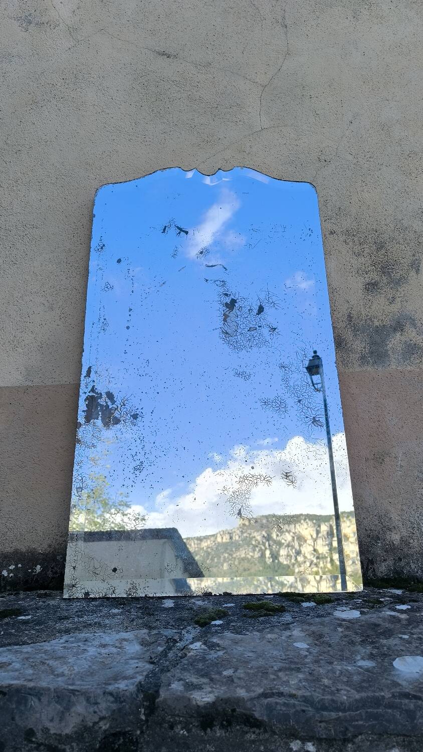 Beveled mirror 124 x 70