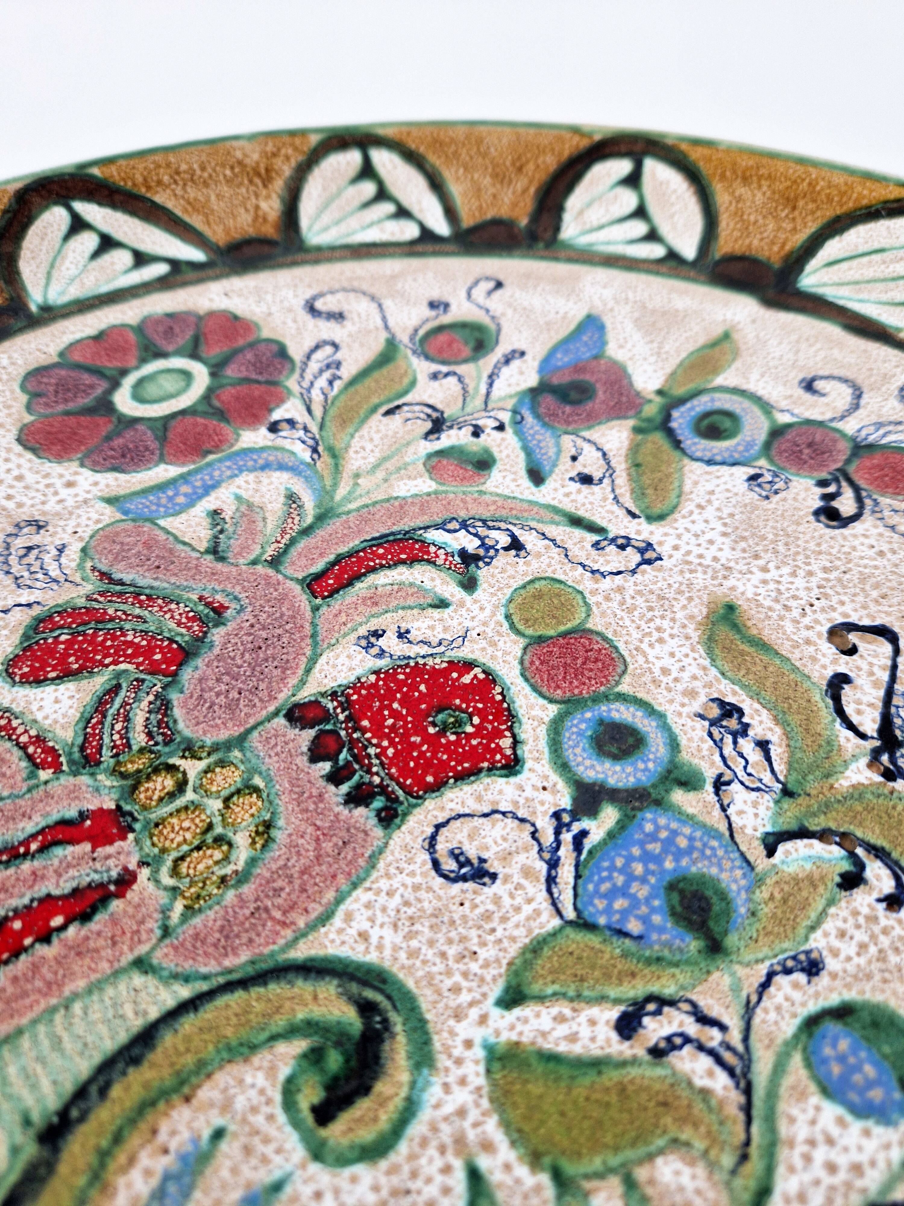 Large vintage ceramic wall dish by Elio Schiavon 1950