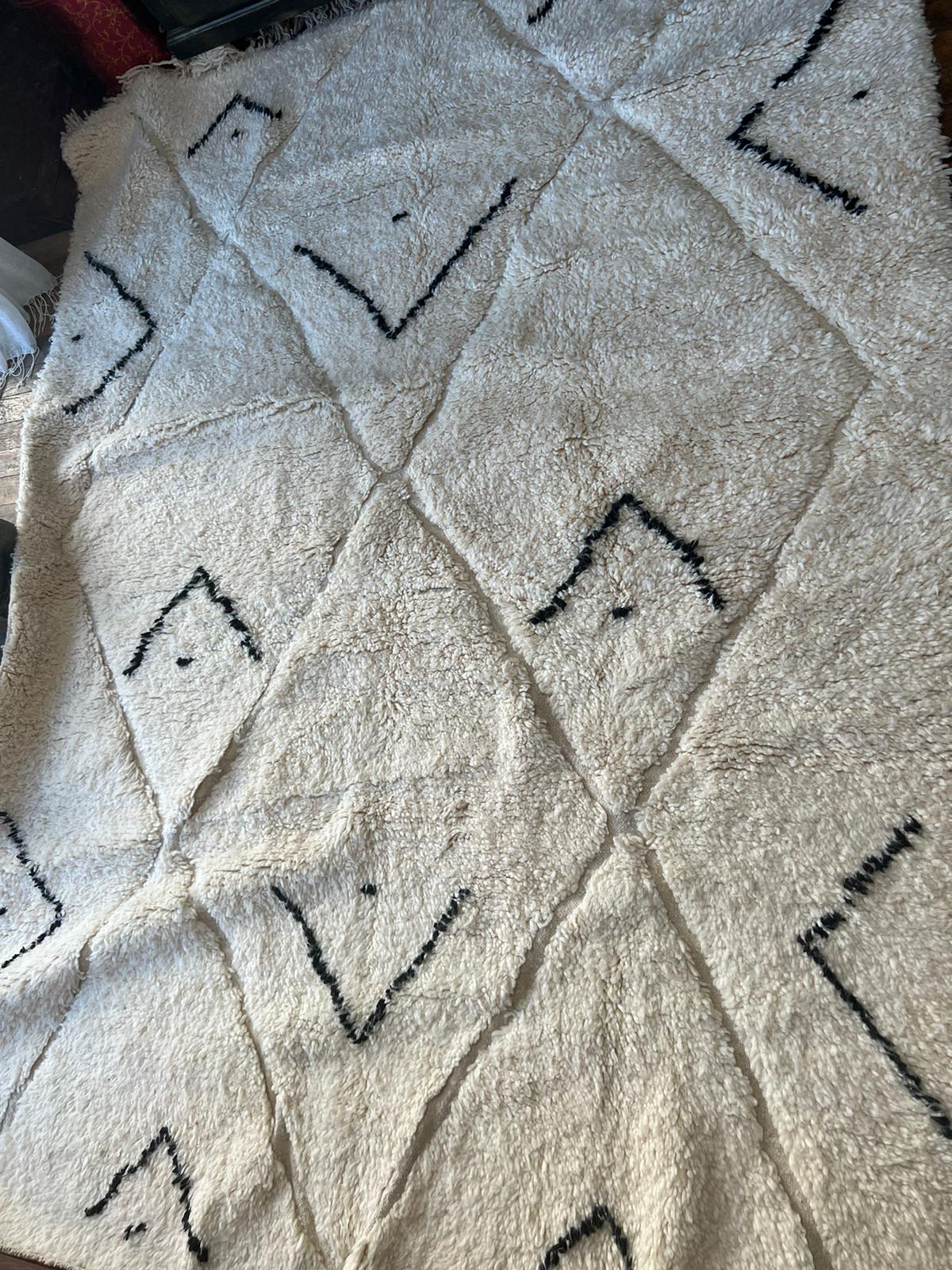 Berber carpet 170x250cm