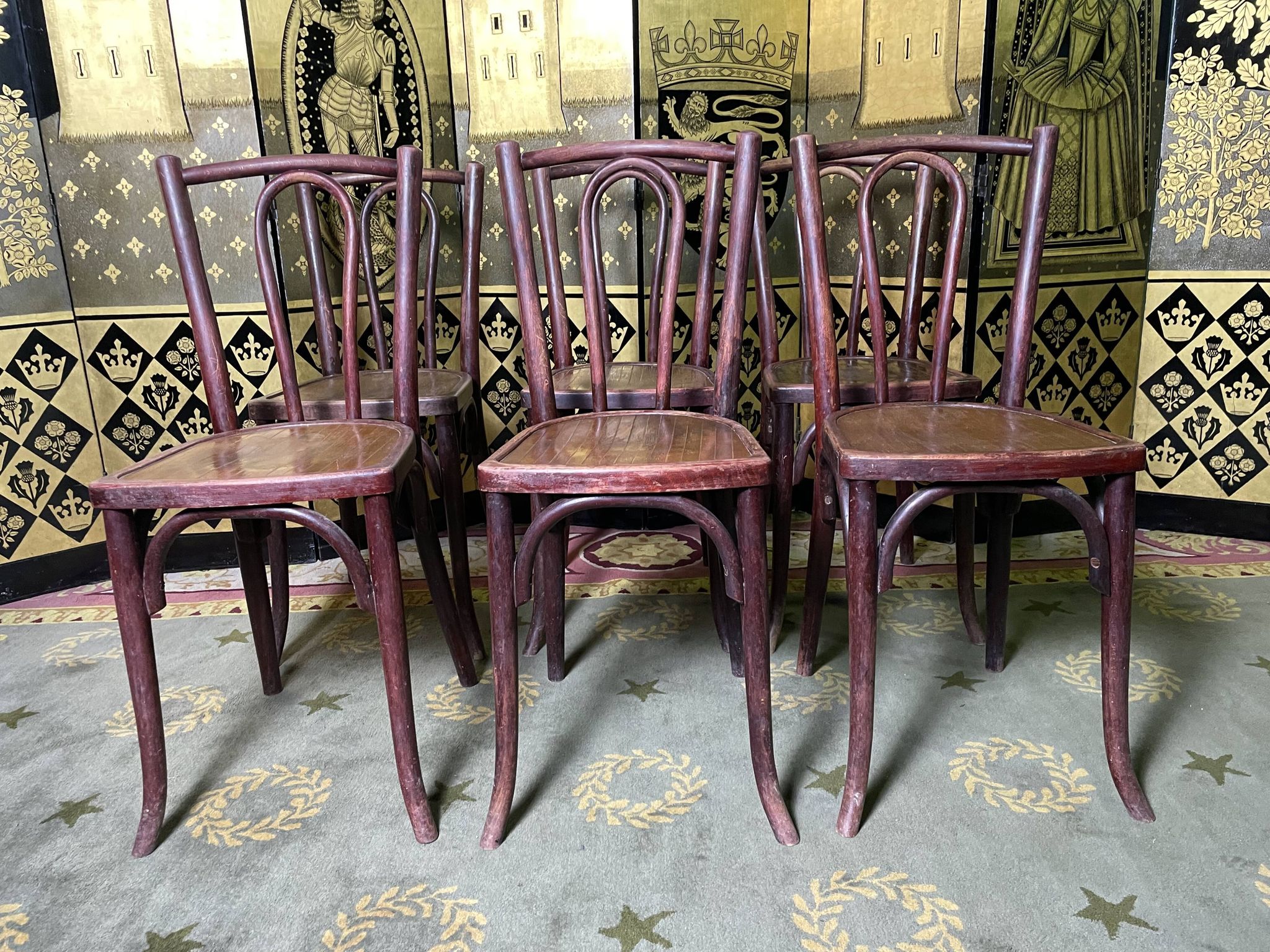 Suite de 6 chaises bistrot baumann
