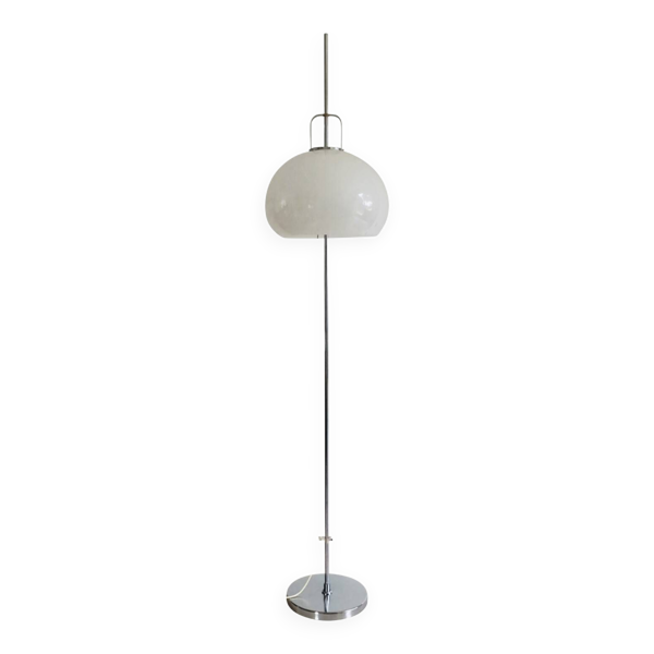 Lampadaire vintage ''Lucerna'' de Harvey Guzzini pour Meblo, Italie 1970 — Beyit