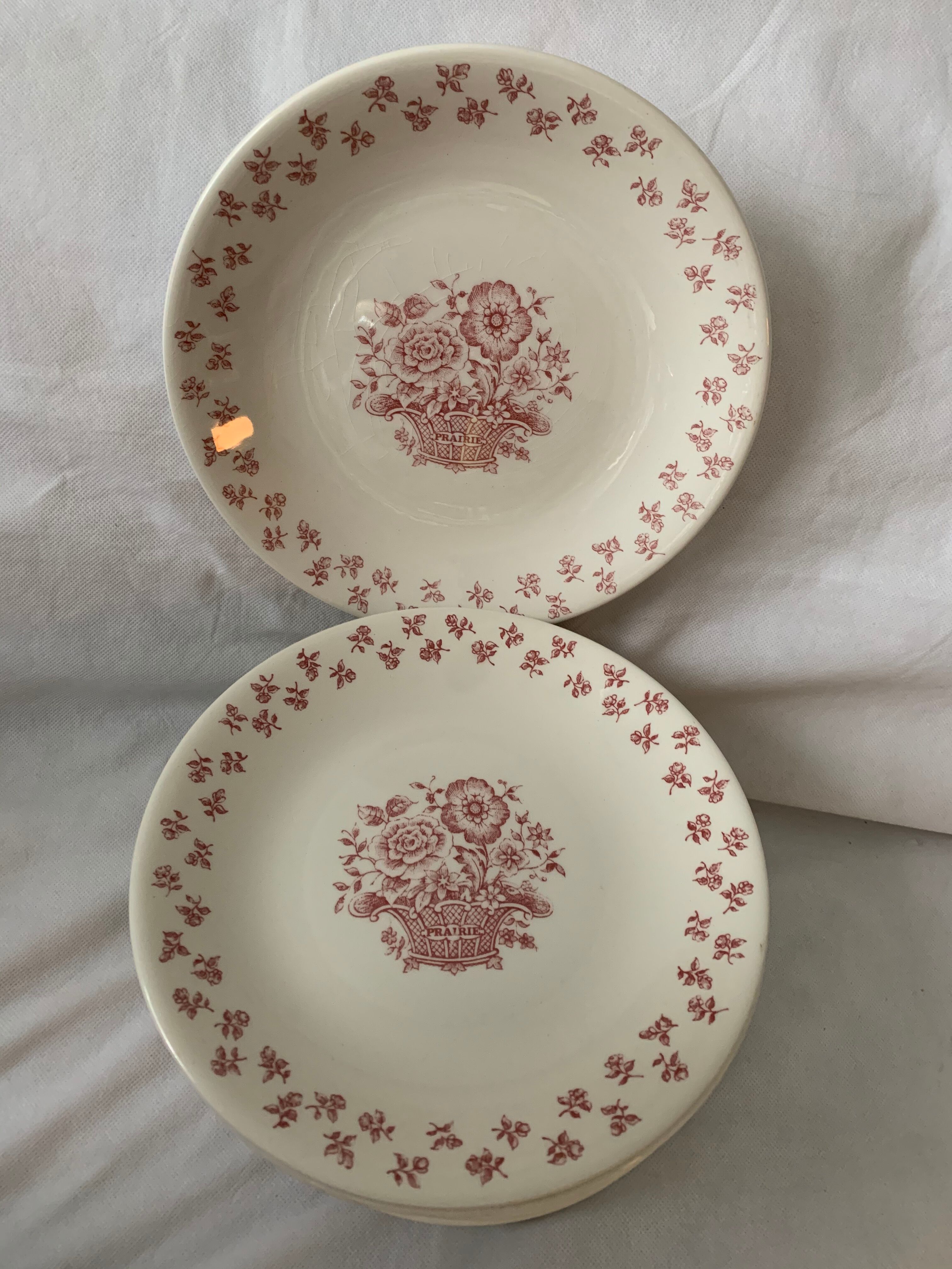 12 flat plates in red earthenware Gien 1970