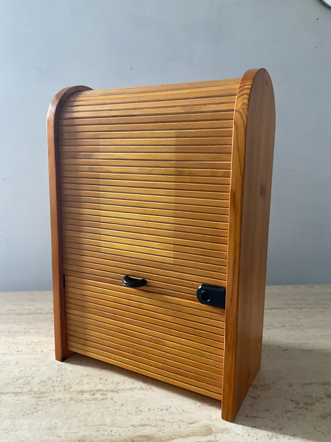 Vintage curtain furniture to install